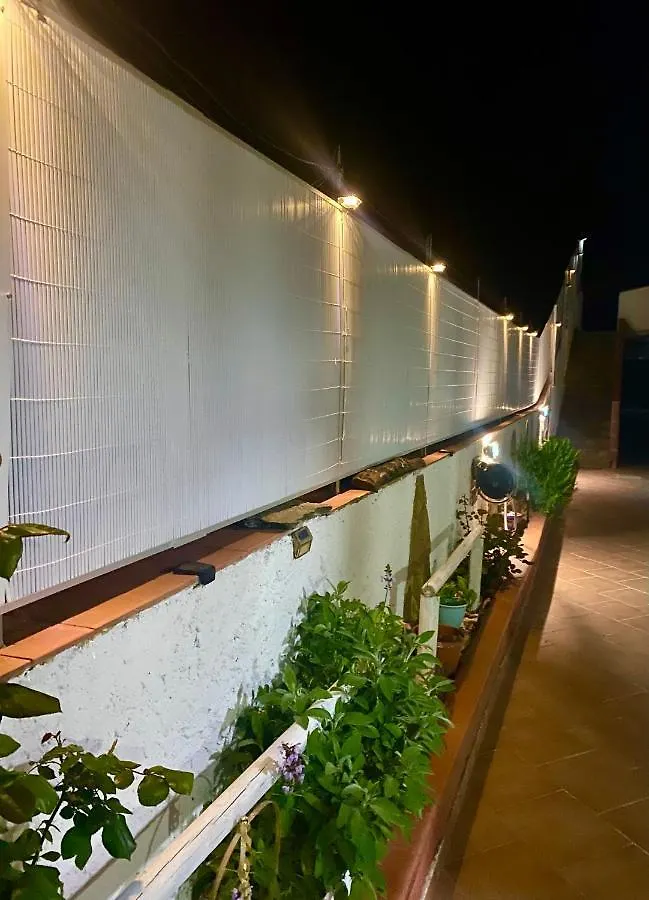L'Oasi Di Chia Bed & Breakfast