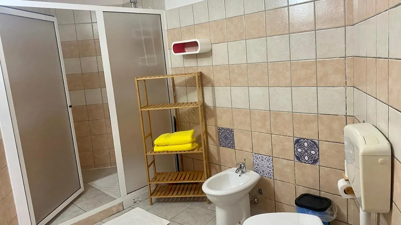L'Oasi Di Chia Bed & Breakfast